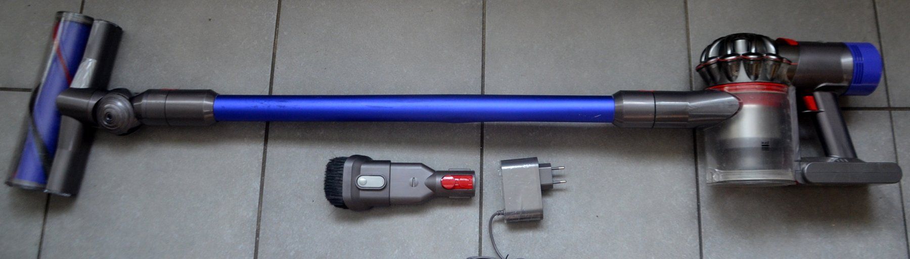 Dyson Staubsauger & Zubehör: Staubsauger Dyson V8 aspirateur – Gebraucht aus Collonges von arashee 2