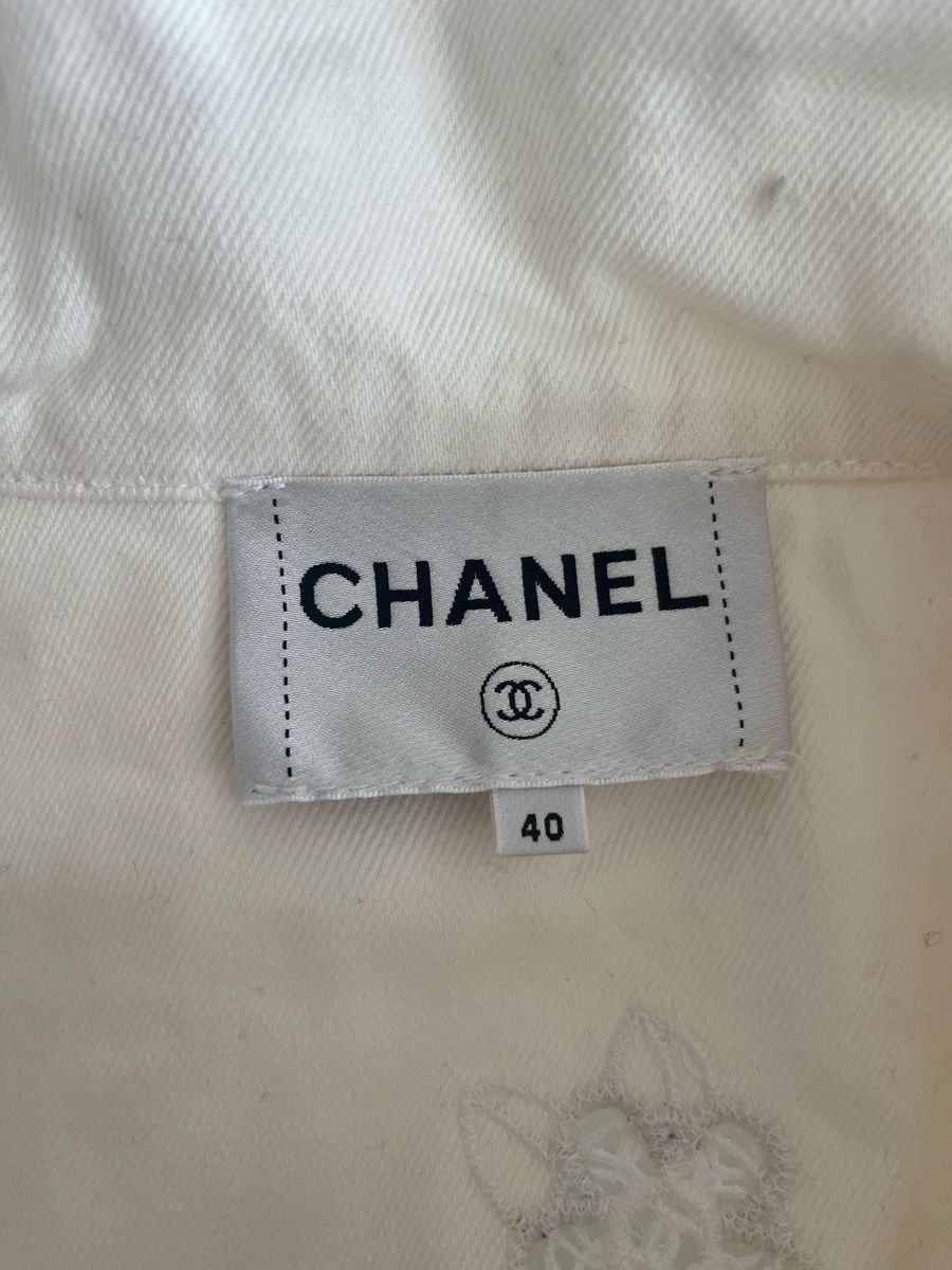 Chanel Jacken: Chanel Jacke weiss – Gebraucht aus Sarnen von HomeFashionArtDesign 4