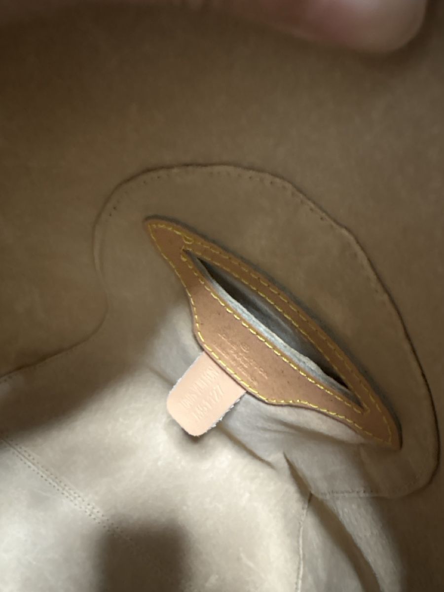Louis Vuitton Sacs femmes: Vintage Louis Vuitton Ellipse – D'occasion à Zug par Ilkiway 2