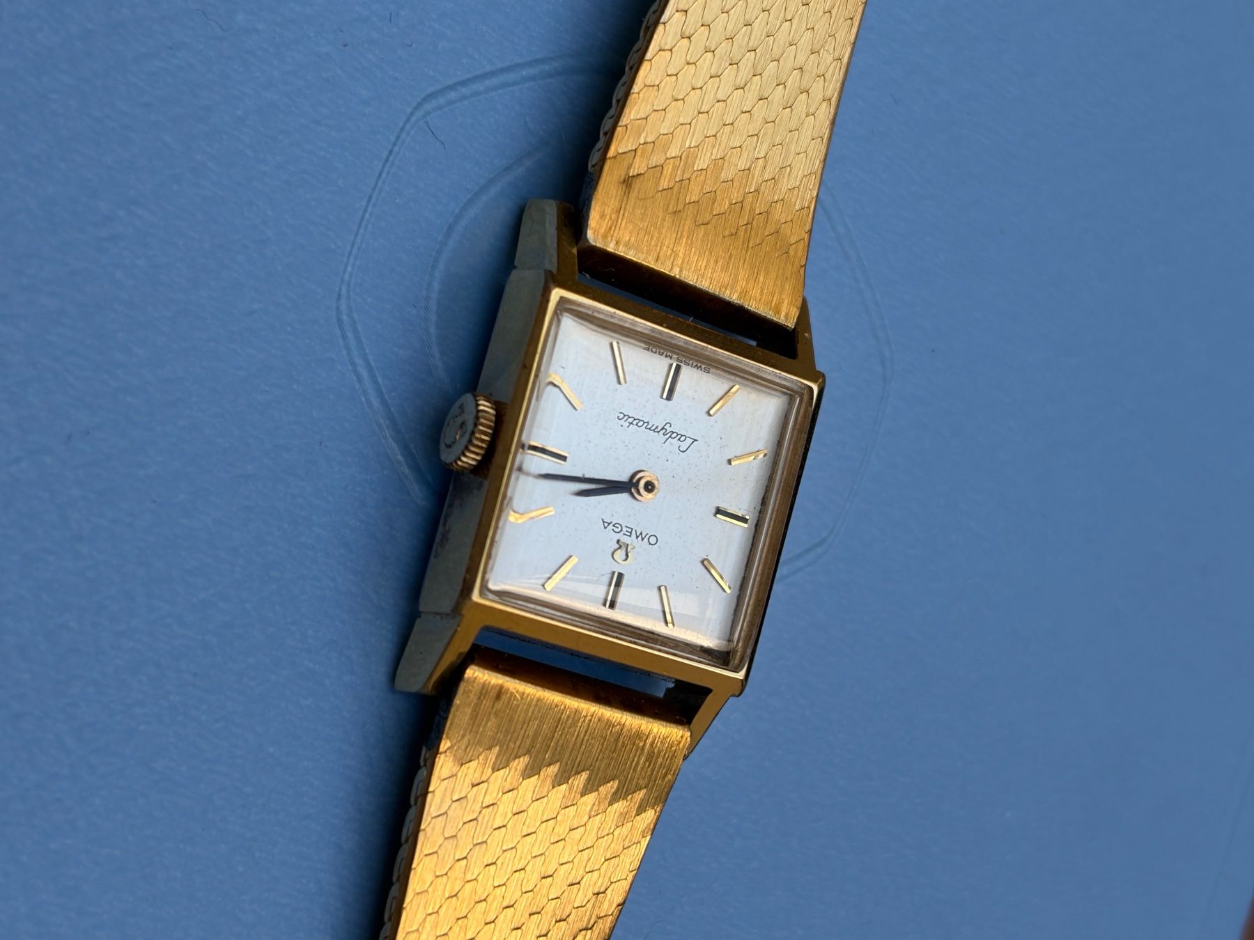 Omega Montres: OMEGA Ladymatic – D'occasion à Zollikerberg par swissness_ 2