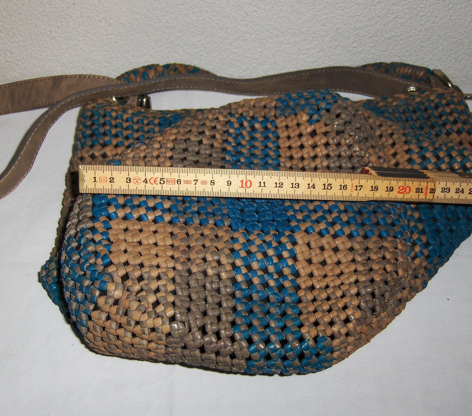 Borse da donna: Leder Handtasche geflochten – Usato da Dübendorf venduto da alracfo 3