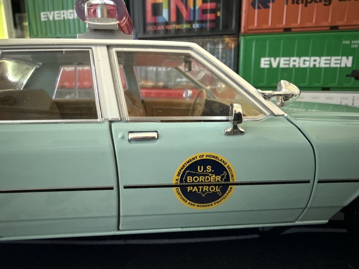 Chevrolet Modellini d'auto: US Border Patrol Chevy Caprice Classic Polizei, 1 – Nuovo (secondo la descrizione) da Basel venduto da Zomeg 8