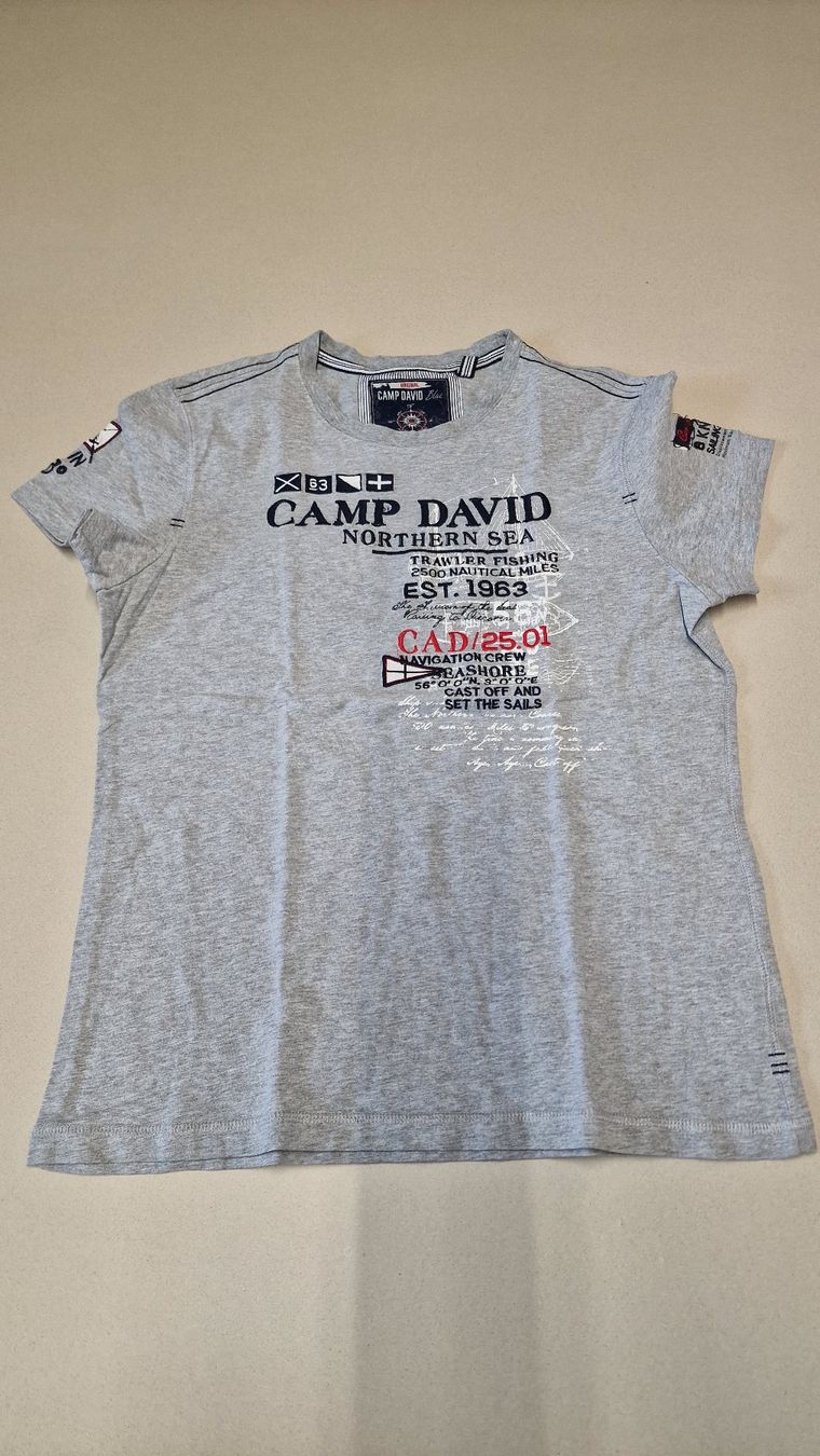 Camp David T-shirt: T-Shirt Camp David - Gr. M – Usato da Horw venduto da Aquim
