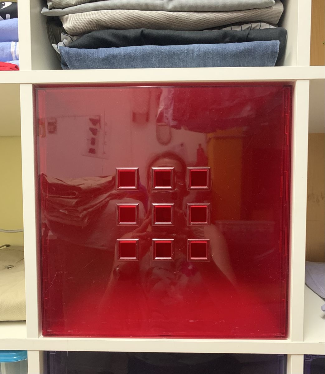 Ikea Sistemi di archiviazione: IKEA Box LEKMAN rot (mit rotem Boden) – Usato da Winterthur venduto da amapola