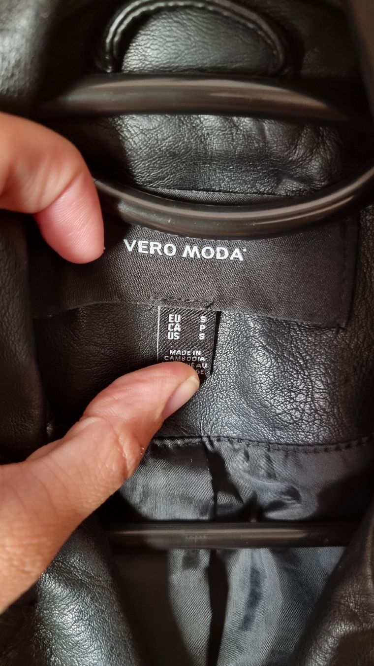 Vero Moda Giacche: Veste imitation cuir S – Usato da Les Breuleux venduto da Mily1991 4