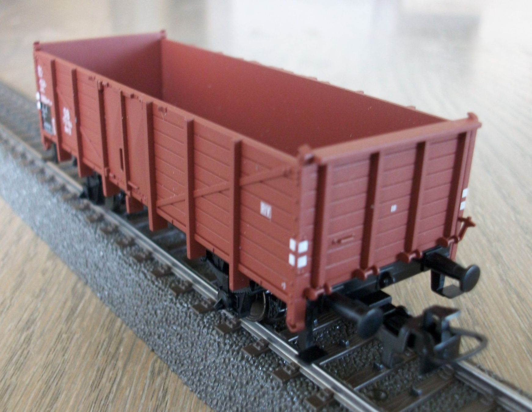 Märklin Modellini di ferrovie: brauner Hochbordwagen der DB; neu – Nuovo (secondo la descrizione) da St. Moritz venduto da Manu7500 1