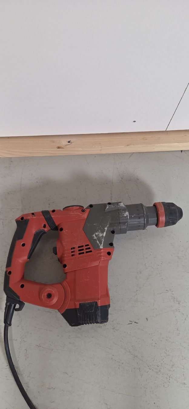 Einhell Bohrmaschinen: Einhell TE-RH 32 4F Kit Bohrhammer 1250W – Gebraucht aus Küssnacht am Rigi von _DealFactory_ 4