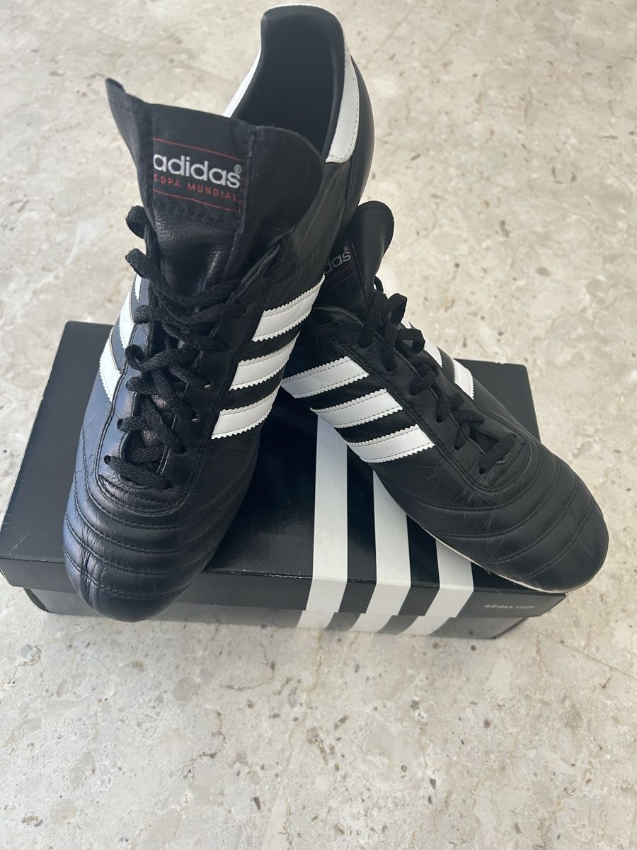 Adidas Scarpe da uomo: Scarpe da calcio num 44 – Nuovo e nell'imballaggio originale da Locarno venduto da Matic04 4