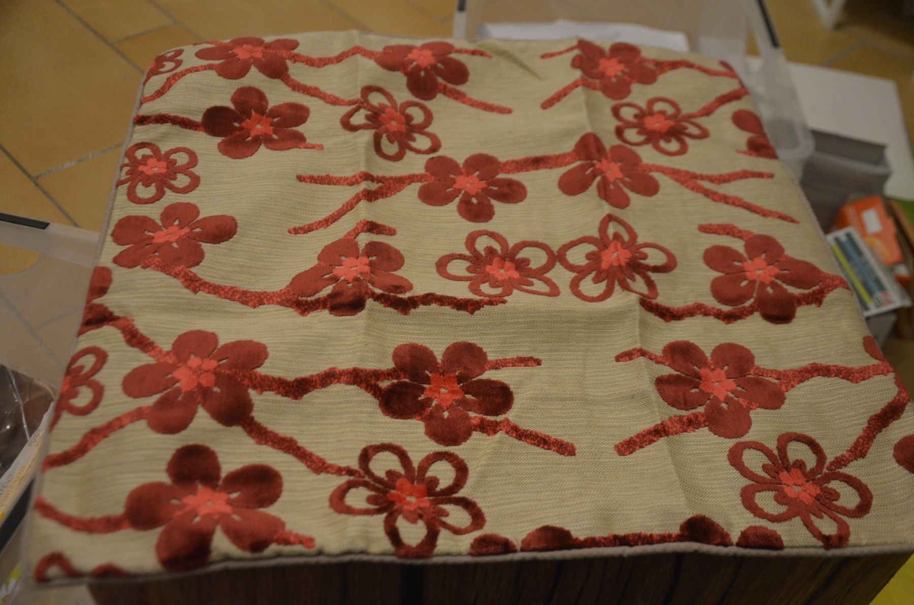 Biancheria da letto: 3 FOURRES COUSSIN 3X CM 48X48 - NEU – Nuovo e nell'imballaggio originale da Chiasso venduto da Dolly015 1