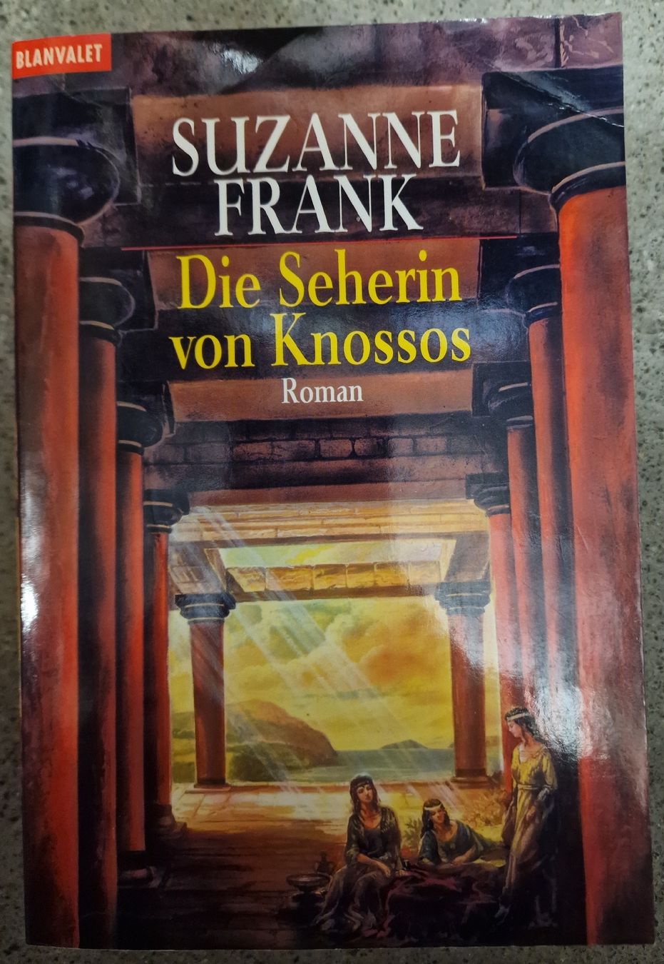 Bücher: Suzanne Frank Buch-Reihe – Gebraucht aus Bern von Monaluna 1