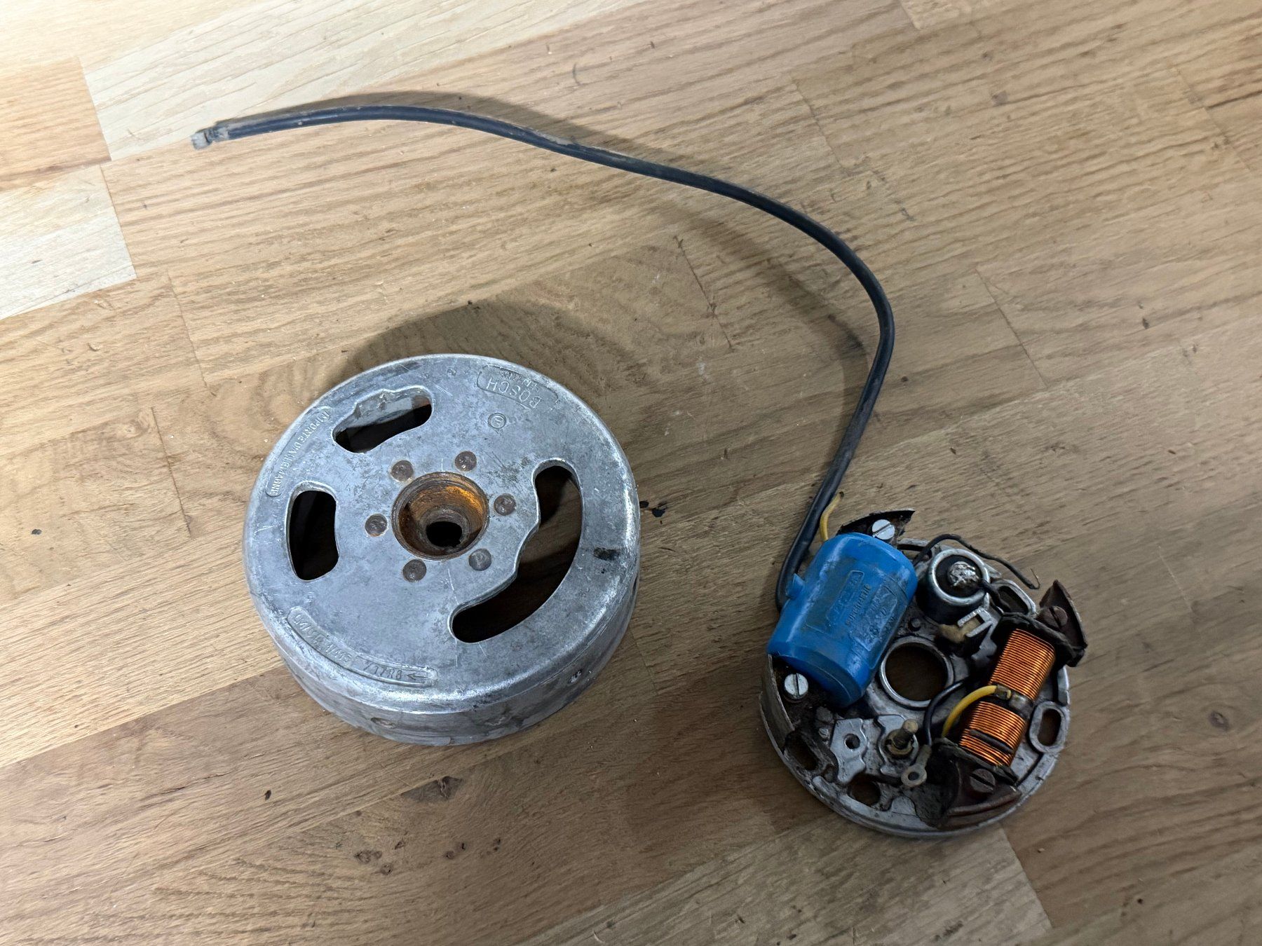 Bosch Parti ricambio per ciclomotori: Zündung kompltt inkl. Schwungrad Bosch – Usato da Bolken venduto da si.x.las