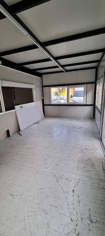 Mobilhome: Container als Mini Restaurant oder Tinyhouse – Usato da Schaffhausen venduto da Guapa71 1