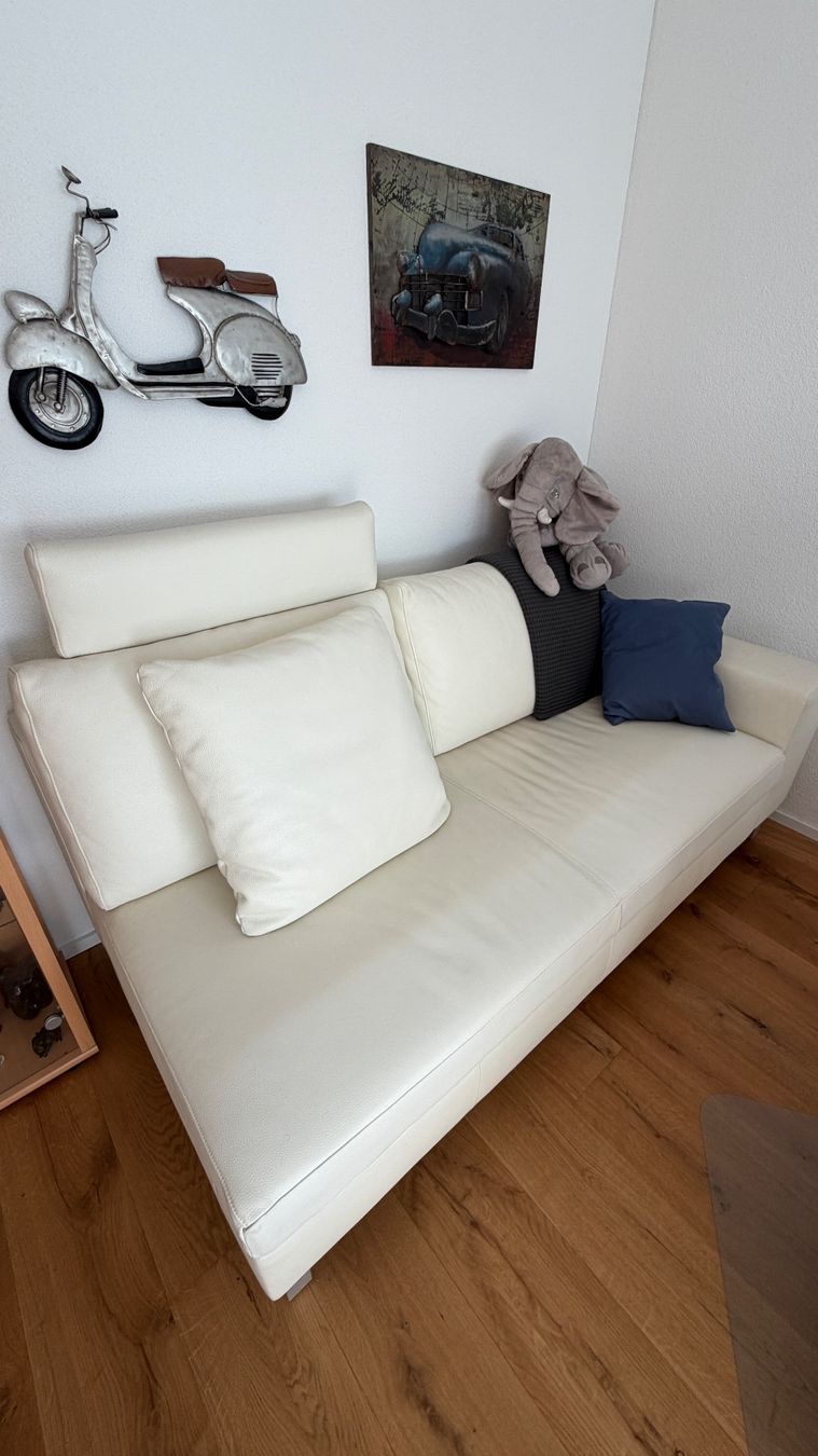 Sofas: Leder Polstergruppen - Teil – Gebraucht aus Rothrist von blurie