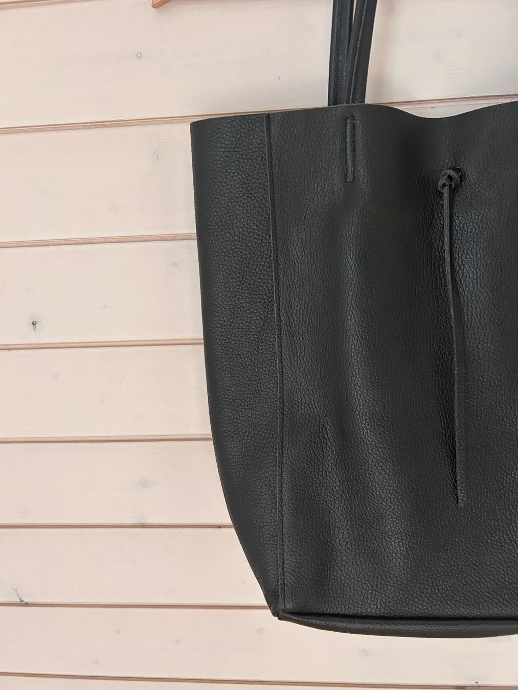 Sacs femmes: Uno Alla Volta Leder Tote – D'occasion à Illnau par Monkky 3