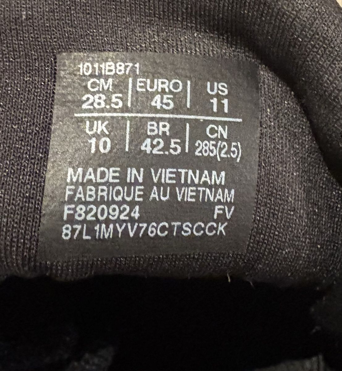 Asics Scarpe da uomo: ASICS GT-4000 4 size 45 – Usato da Le Grand-Saconnex venduto da AlexeyYu 2