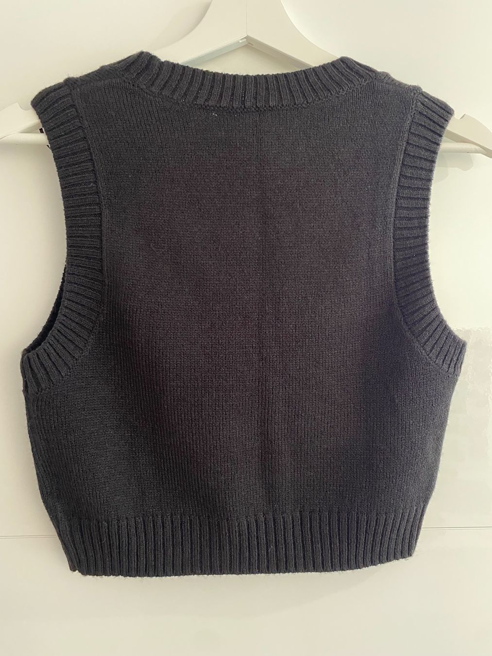 H&M Gilets & Westen: Damen Pullover Weste, schwarz, Grösse S, guter Zustand – Neu (gemäss Beschreibung) aus Pfaffhausen von Niki_2020 2