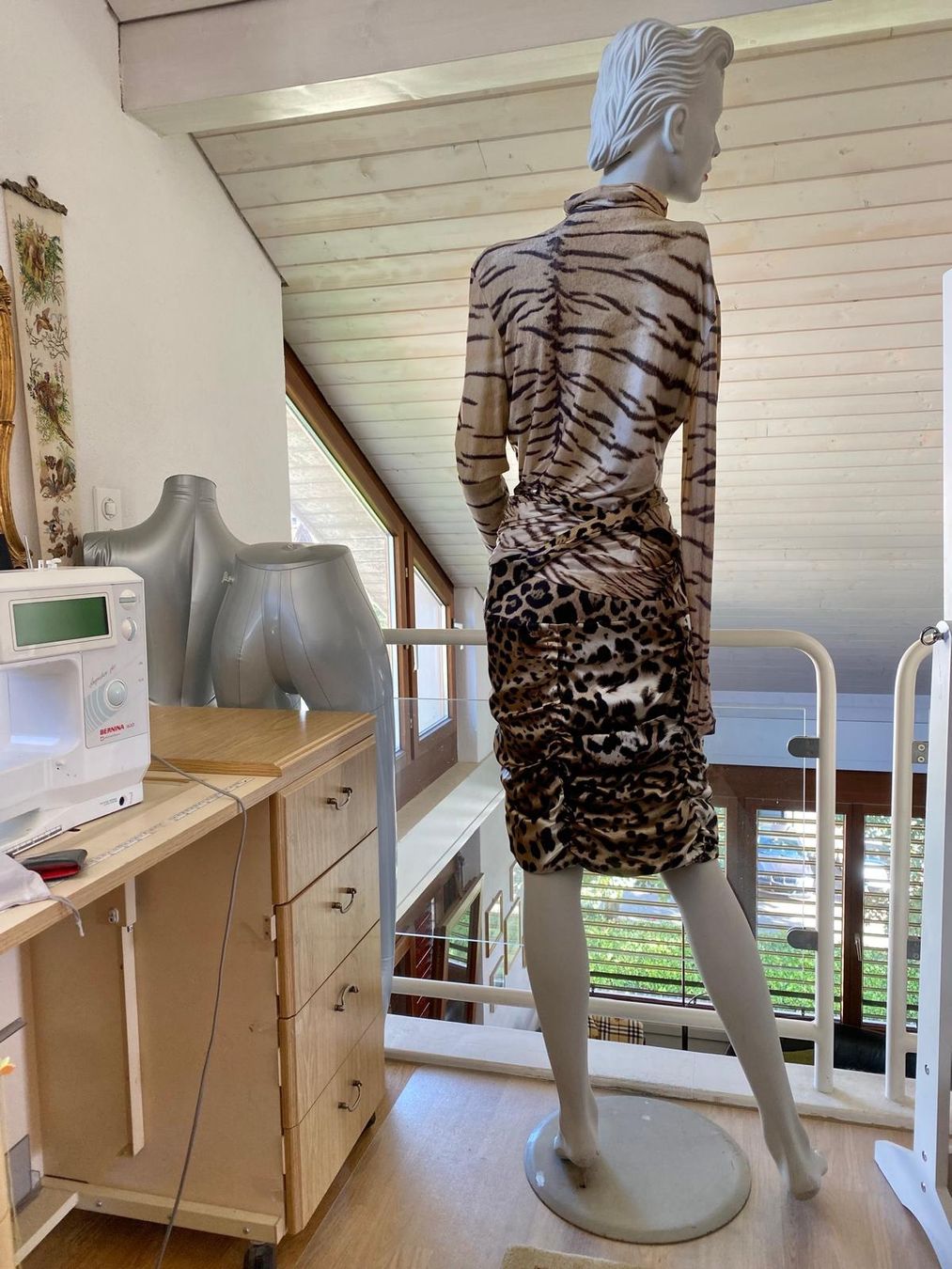 Roberto Cavalli Gonne: Exklusiver Seidenjupe ROBERTO CAVALLI – Nuovo (secondo la descrizione) da Neuhausen venduto da Lechasseur 9