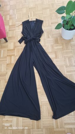wunderschöner Jumpsuit von Phase Eight Gr. 12