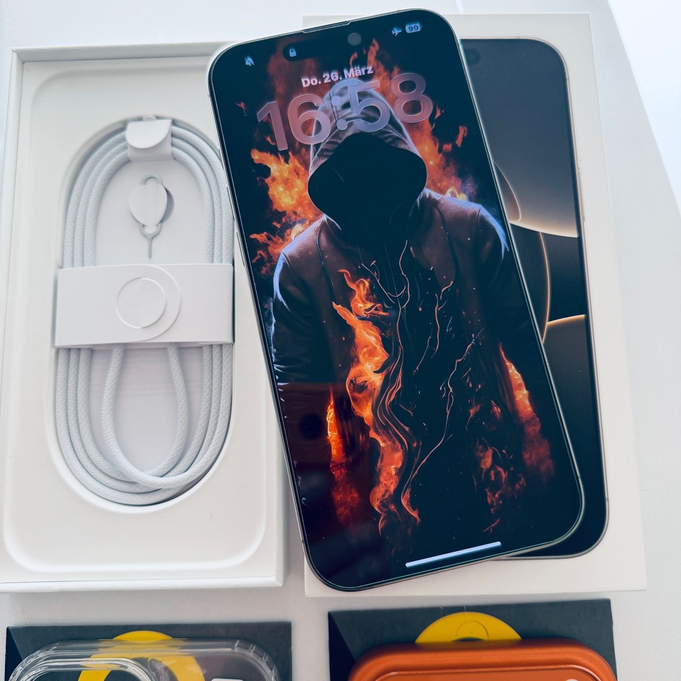 Apple Handys / Smartphones: iPhone 16 Pro Max 256GB Natural, Garantie 07.2027 TopZustand – Gebraucht aus Basel von MY.AIRPODS.SHOP 1