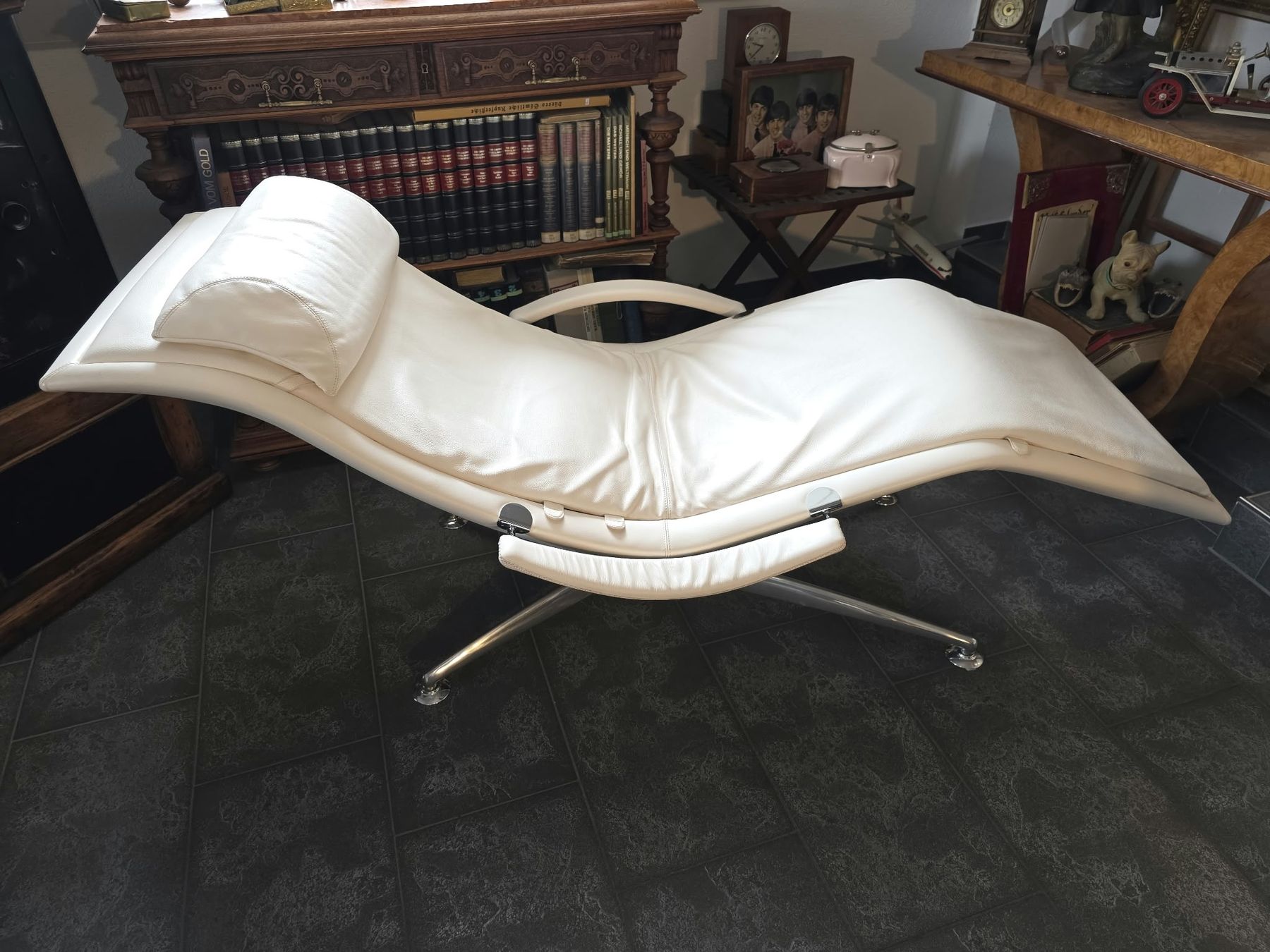 Poltrona Frau Liegen & Liegestühle: Designer Liege – Neu (gemäss Beschreibung) aus Oberbuchsiten von Mschori 2