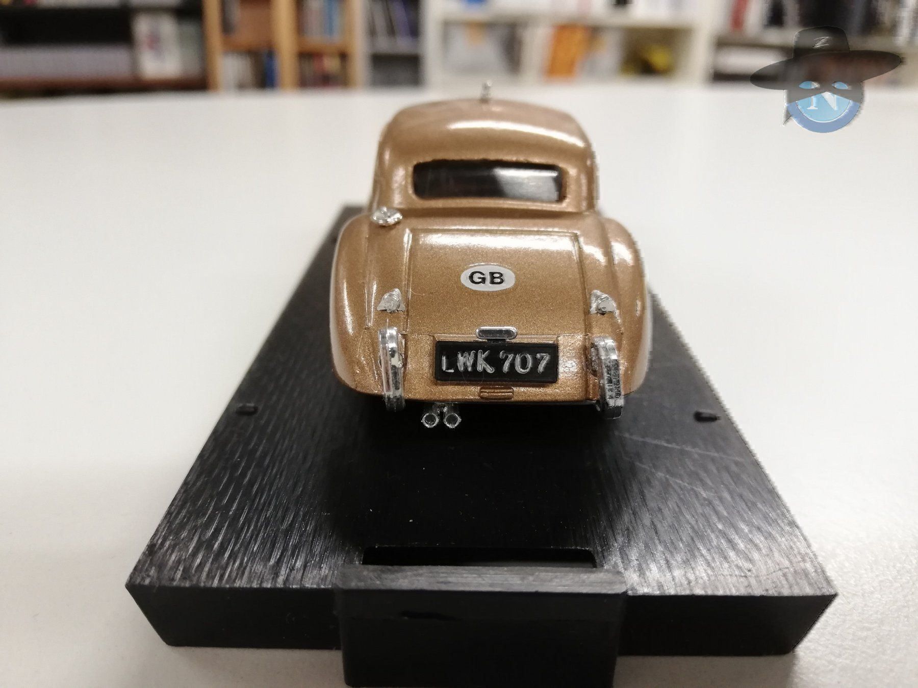 Jaguar Modellautos: Jaguar XK 120 braun / Brumm / 1:43 – Gebraucht aus St. Gallen von zorro_dc 3
