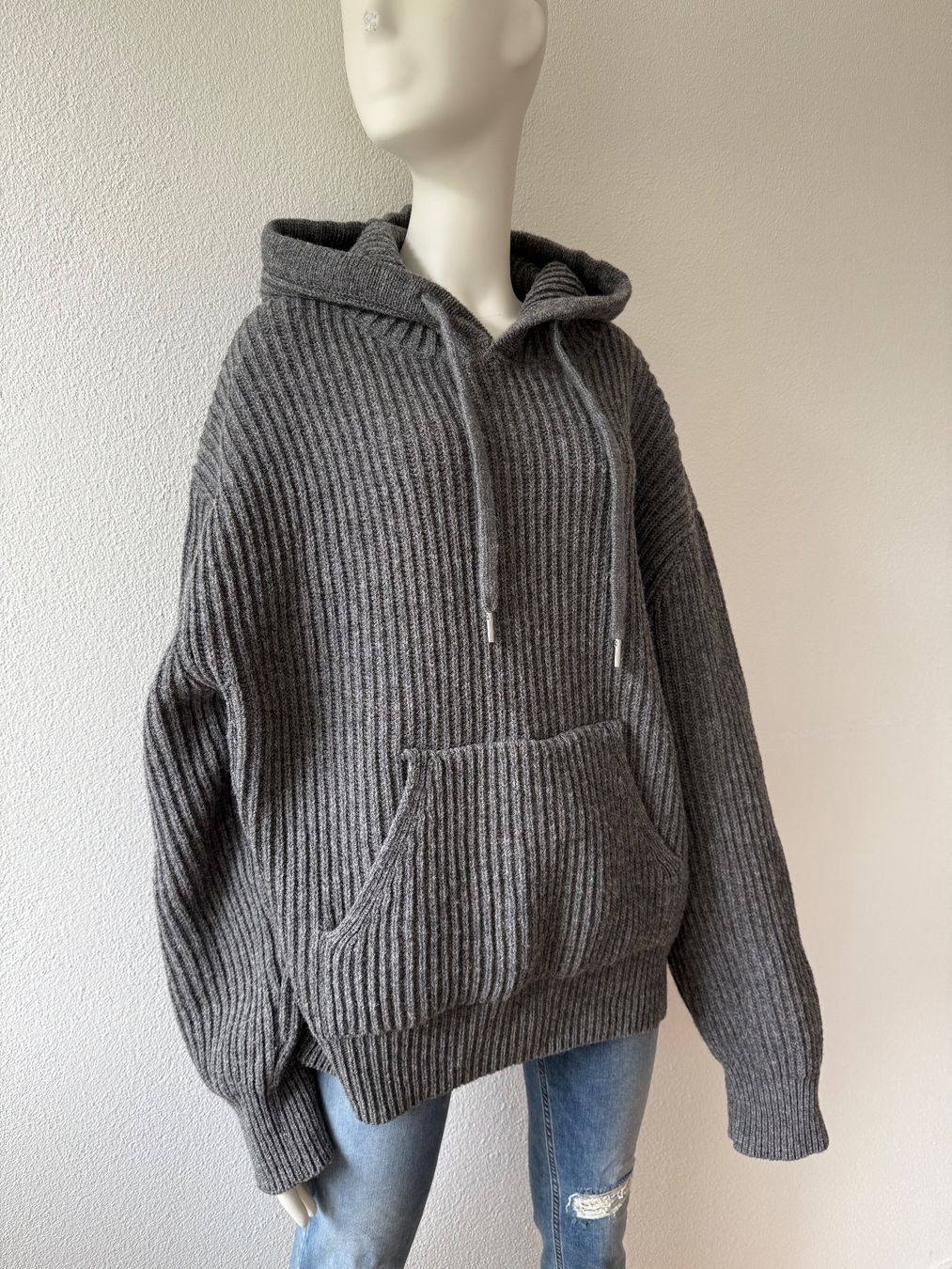 Maglioni & Felpe: Ami Pullover Sweatshirt – Nuovo (secondo la descrizione) da Winterthur venduto da 19.19 2