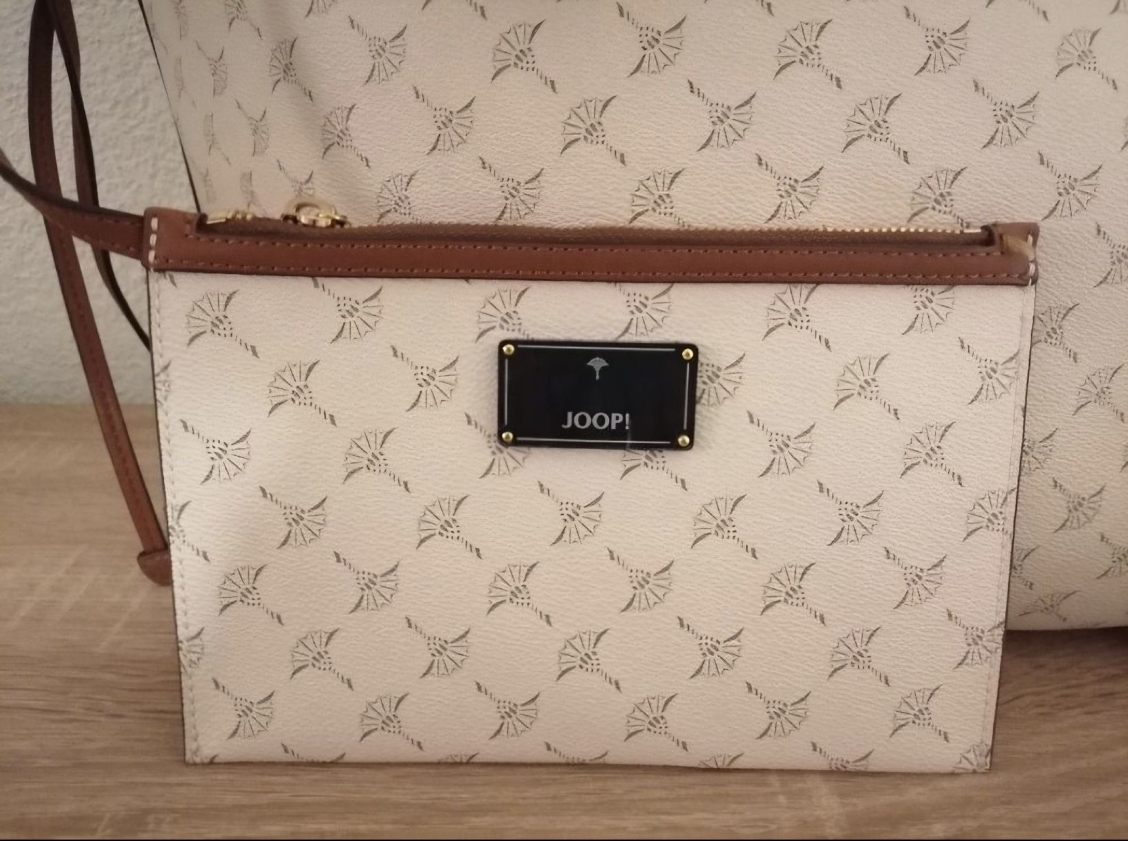 Joop Borse da donna: Joop! Shopper Cortina Lara – Usato da Oberbuchsiten venduto da Wilandra 4