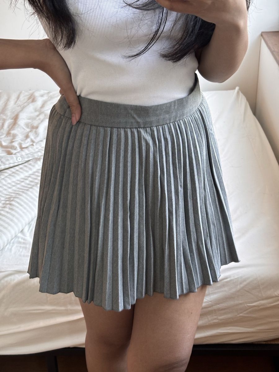 Zara Gonne: Zara tennis skort size S – Nuovo (secondo la descrizione) da Zürich venduto da lydia_l