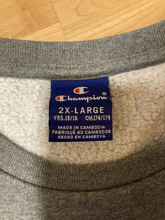 Grauer champion outlet sweater