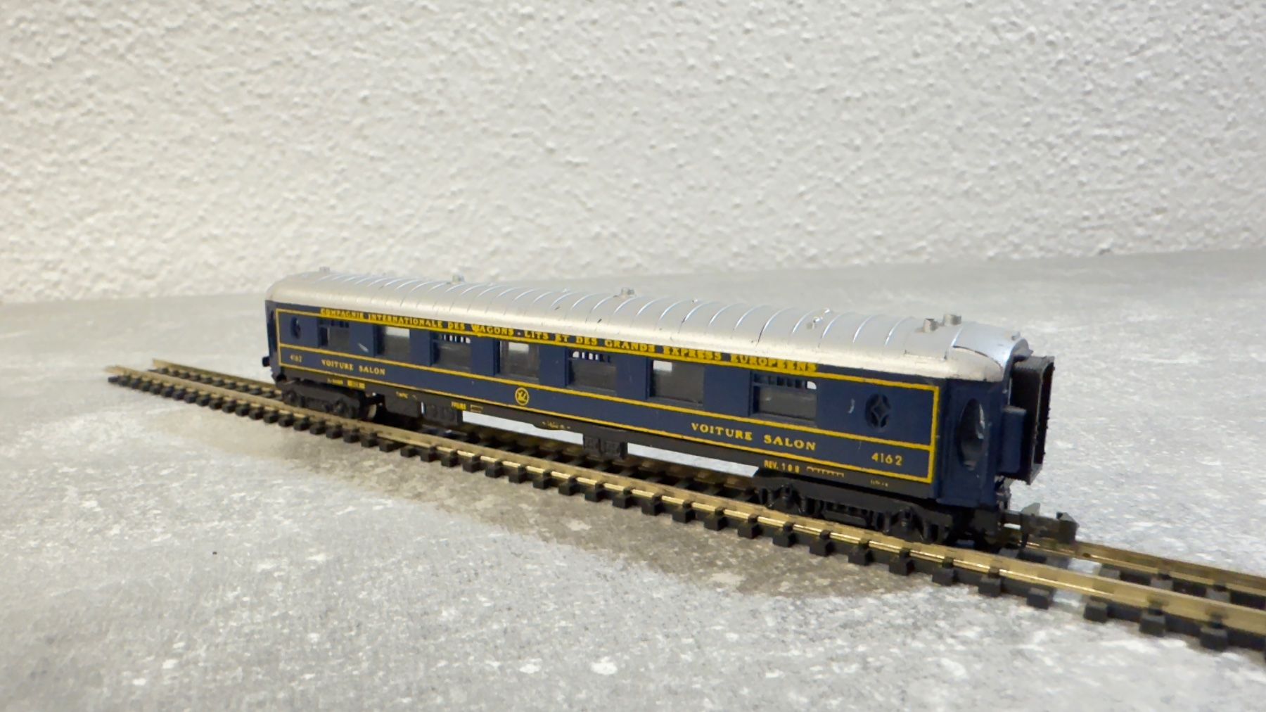 Lima Modellini di ferrovie: Lima Pullmann Express Voiture Salon Spur N – Usato da Schlieren venduto da rat_lq6b 4