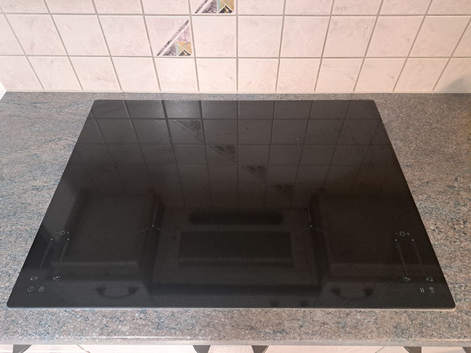 Cuisinières: Induktionsherd – Défectueux à Sirnach par bru_m2zb