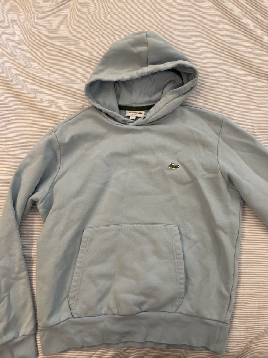 Lacoste Pullover & Sweatshirts: Sweatshirt Lacoste bleu clair taille M – Gebraucht aus Troinex von bor_r92l 1