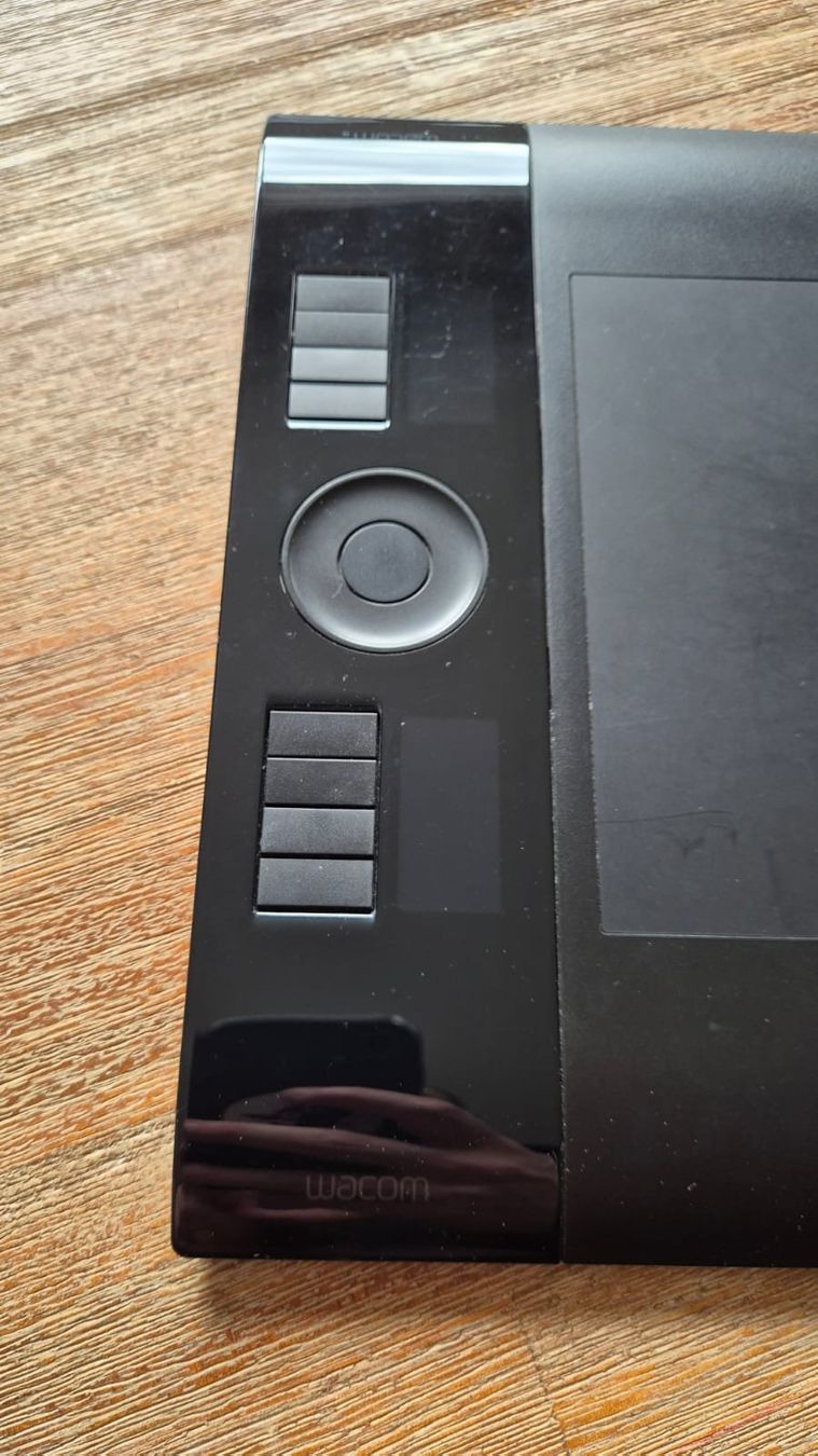 Wacom Tablet PC: Wacom intuos 4 PTK 640 Grafiktablet – Usato da Zürich venduto da All_In_Steve 2