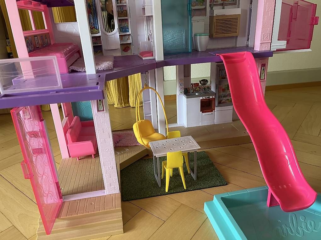 Barbie Case e mobili per bambole: Riesiges barbiehaus – Usato da Luzern venduto da azul12 2