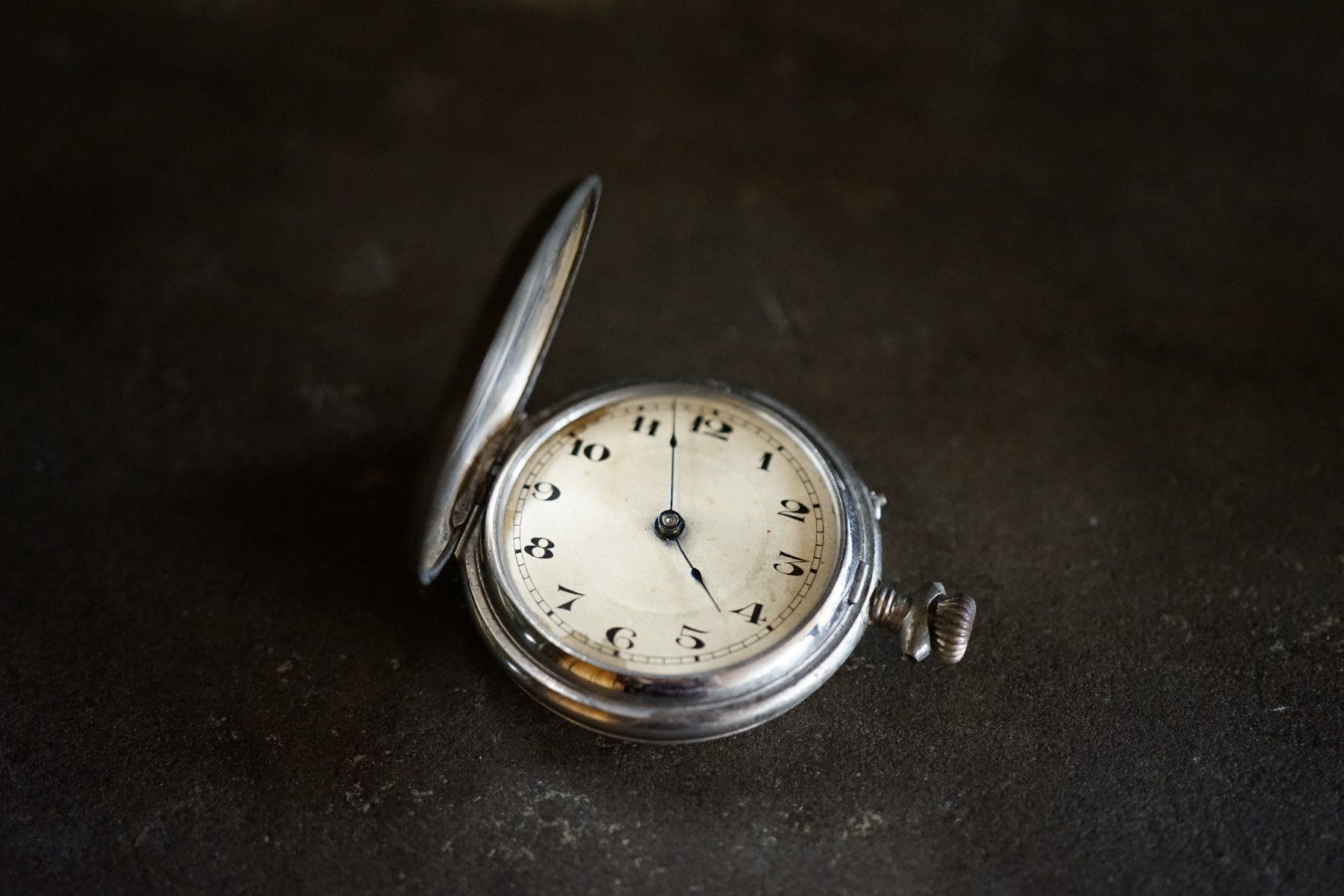 Orologi: Taschenuhr aus Silber – Usato da Hinwil venduto da Antikfischer