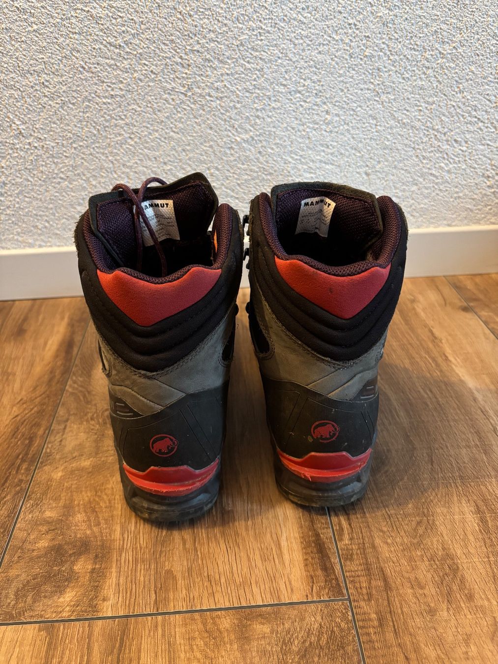 Mammut Scarpe da donna: Robuster Damen MAMMUT-Wanderschuh Grösse 39⅓ – Usato da Zofingen venduto da jan_v6v8 2