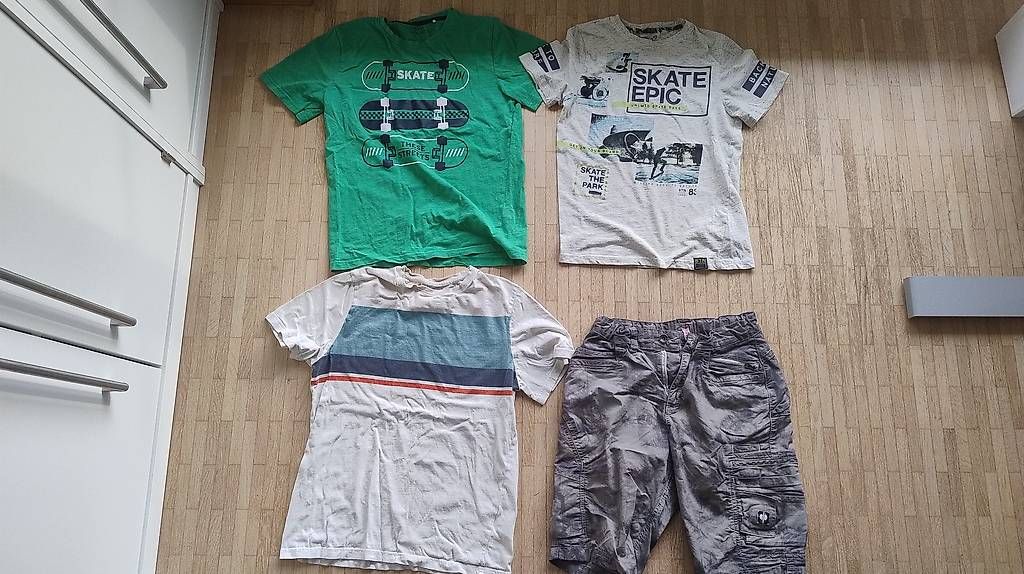 Camicie, T-shirt & Polo: kurzes T-Shirt – Usato da Untersiggenthal venduto da samath