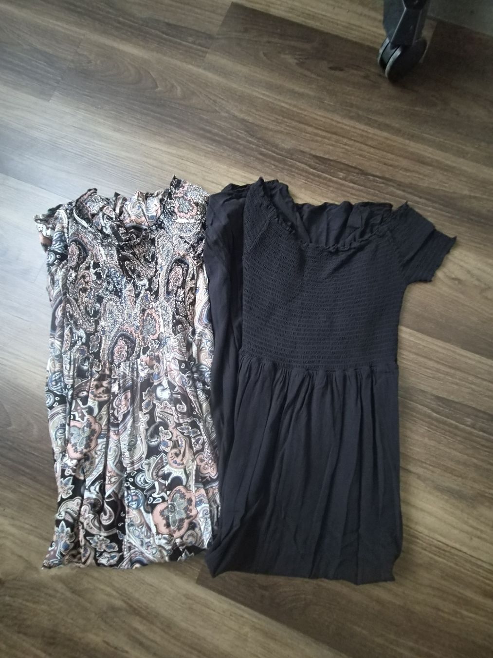 Kleider: 2x Maxikleid Grösse M  – Gebraucht aus Altishofen von tammy05