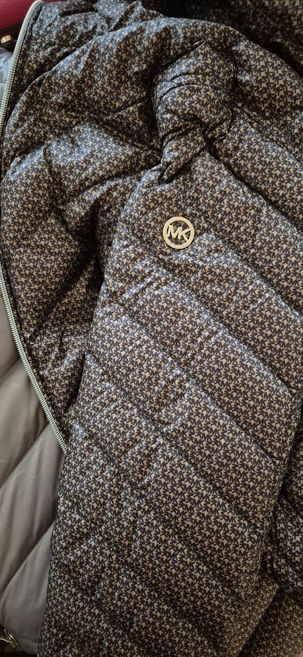 Michael Kors Jacken: Daunenjacke Michael Kors Grösse S – Gebraucht aus Steinhausen von PJ_23 1