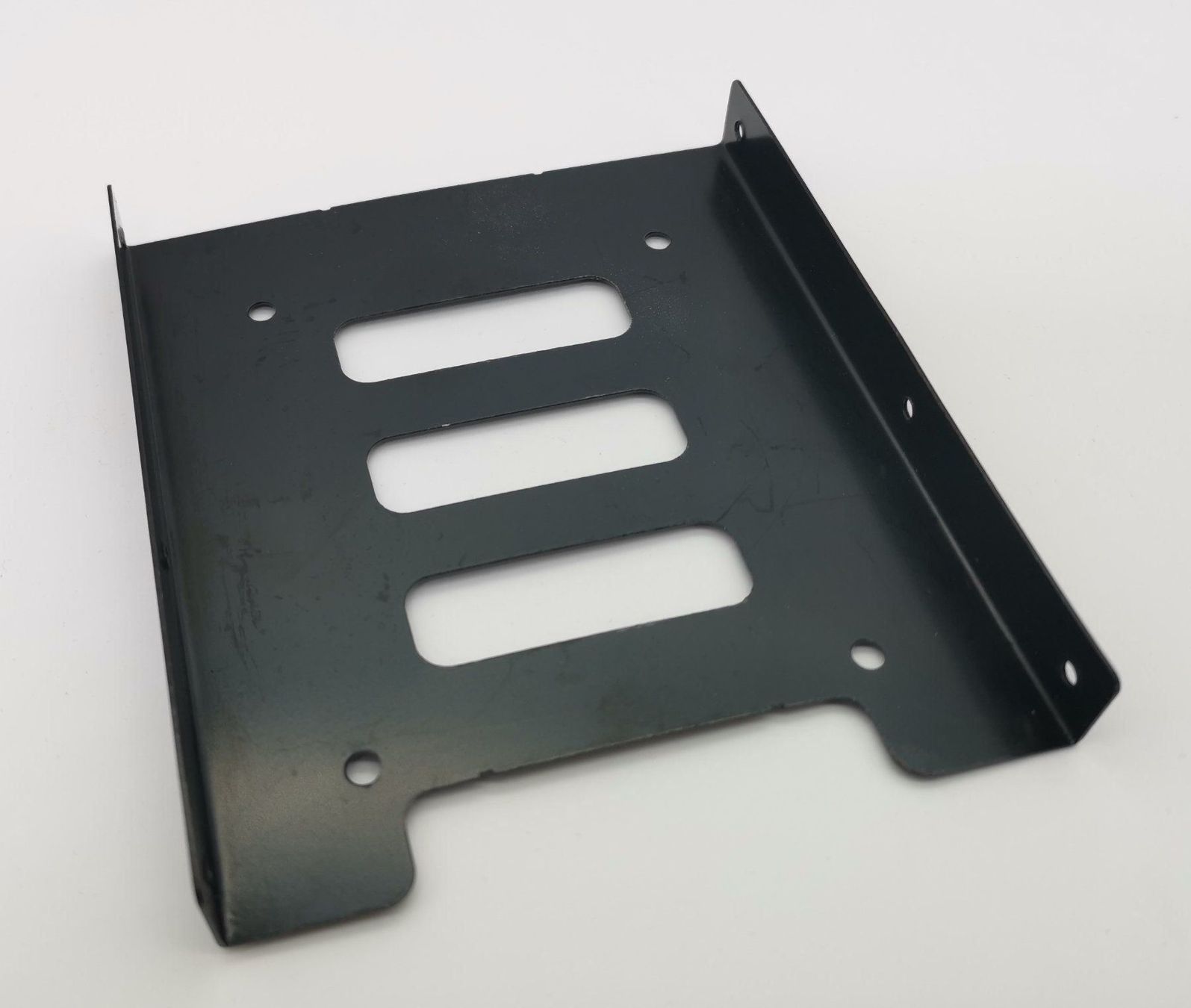 Supporti a parete: Montagehalterung - SSD 2.5" zu 3.5" – Nuovo e nell'imballaggio originale da Niederglatt ZH venduto da K1r7