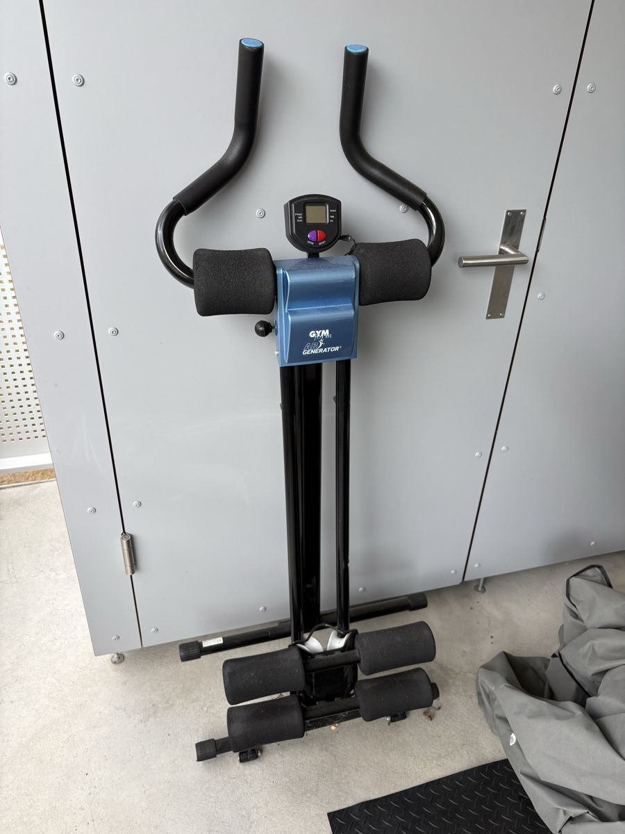 Hometrainer: Bauchtrainer Gymform / AB-Crunch Gerät – Gebraucht aus Anglikon von krodri