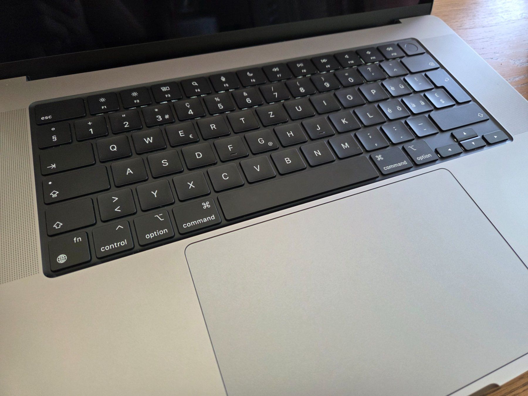 Apple Notebook: MacBook Pro 16 M1 Pro  1TB SSD Excellent état – Usato da Bulle venduto da iwa_snz5
