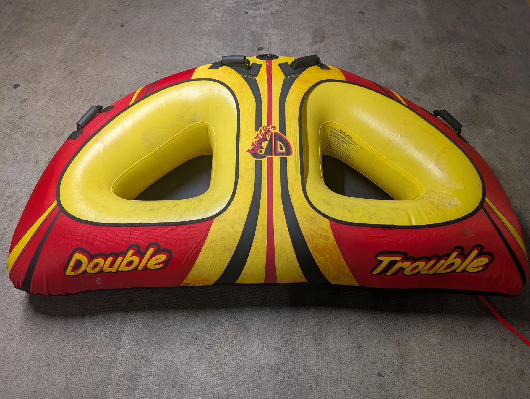 Schwimmringe: Bouée tractable deux places – Gebraucht aus Grand-Lancy von alp_69b5