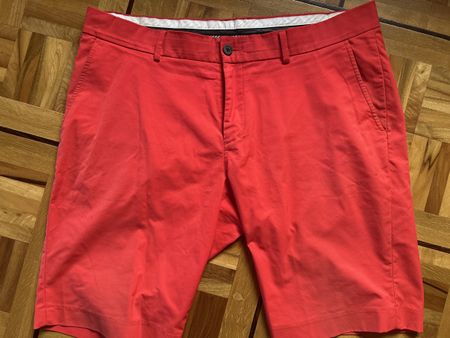 KJUS Golf Shorts Herren Gr. W38 Rot - Top Zustand!