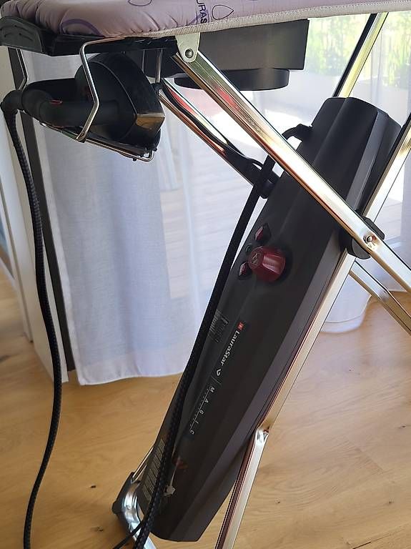 Laurastar Ferri da stiro: Dampfbügelsystem LauraStar Magic Evolution II – Usato da Zollikofen venduto da Tom3098 2