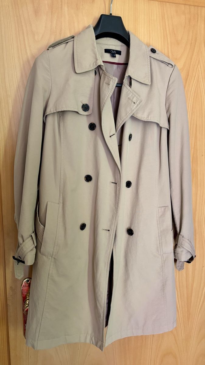Cappotti: Trench coat – Usato da Estavayer Le Lac venduto da sico1260 3