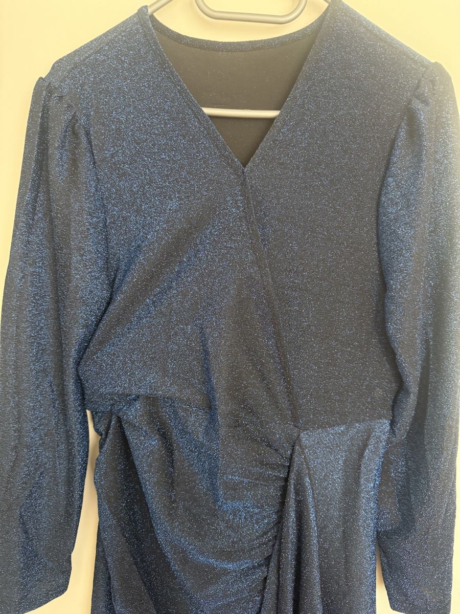 Kleider: Abendkleid  – Neu (gemäss Beschreibung) aus Abtwil SG von Fcbayern1992 1