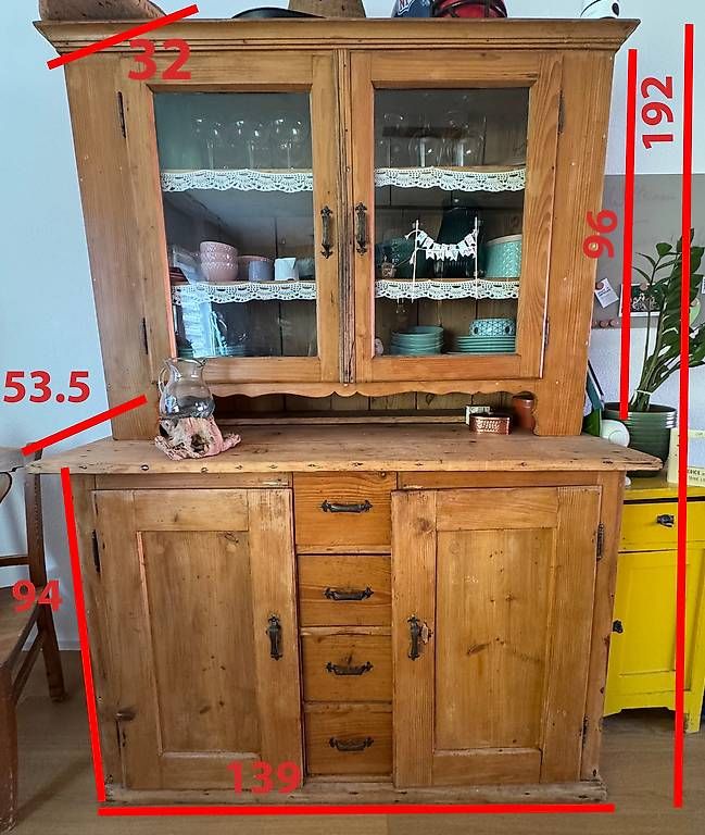 Credenze: Sehr alter hergerichteter Buffet Schrank – Usato da Döttingen venduto da columbus007