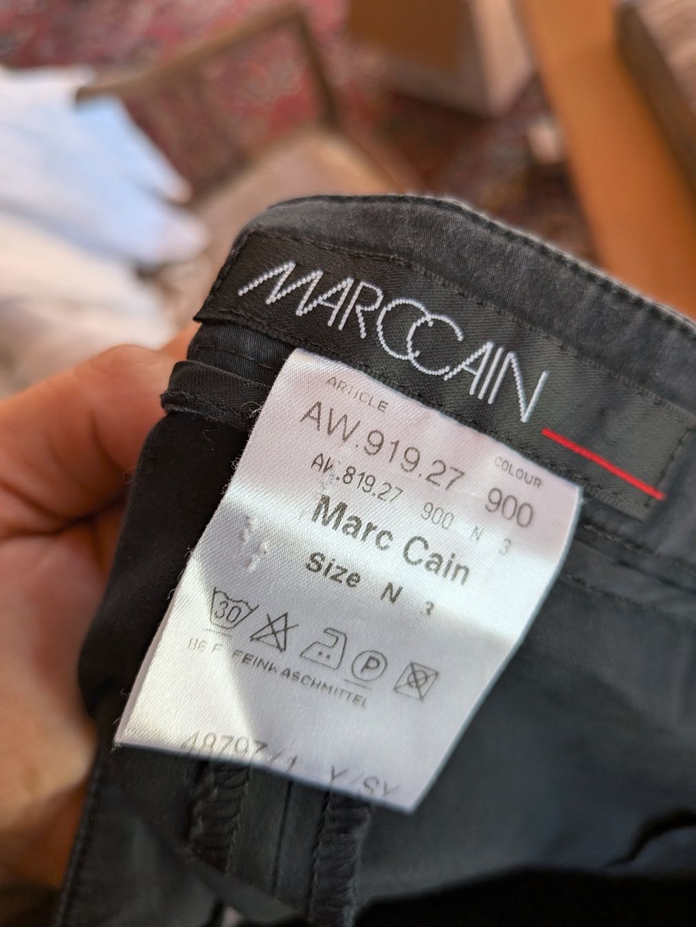 Marc Cain Pantaloni: Ausgestellte Papierhose von Marc Cain Baumwolle – Usato da Peccia venduto da LillyMarie98 4