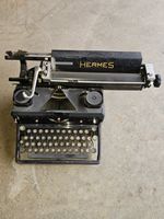 Vintage Schreibmaschine HERMES